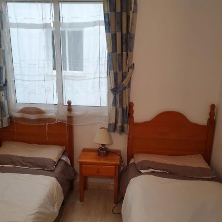 Apartment Close To All Amenities Torrevieja Zewnętrze zdjęcie