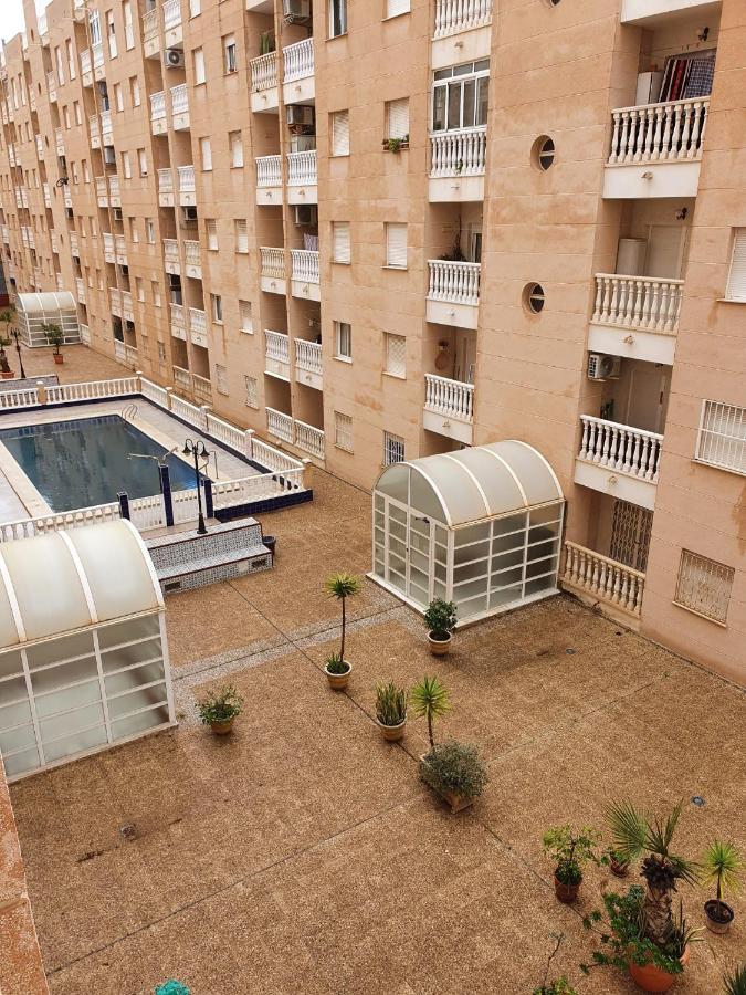Apartment Close To All Amenities Torrevieja Zewnętrze zdjęcie